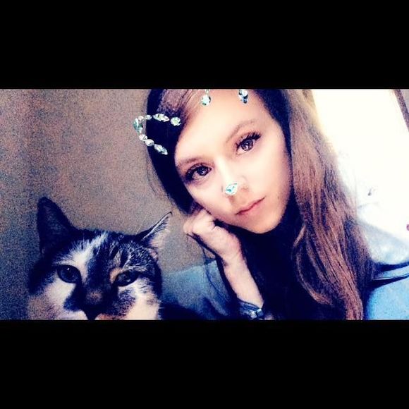 Meet your Posher, Elena - Picture 1 of 1